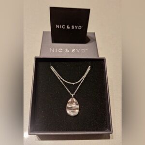 NWT Nic & Syd Silver Necklace with Pendant